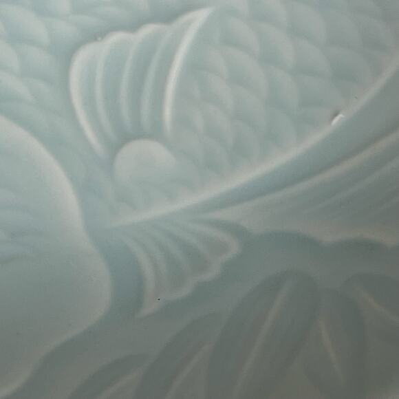 Vintage Green Celadon Embossed Koi Fish Bowl Art Pottery Dish 7 1/2 inches ￼ - Picture 5 of 6